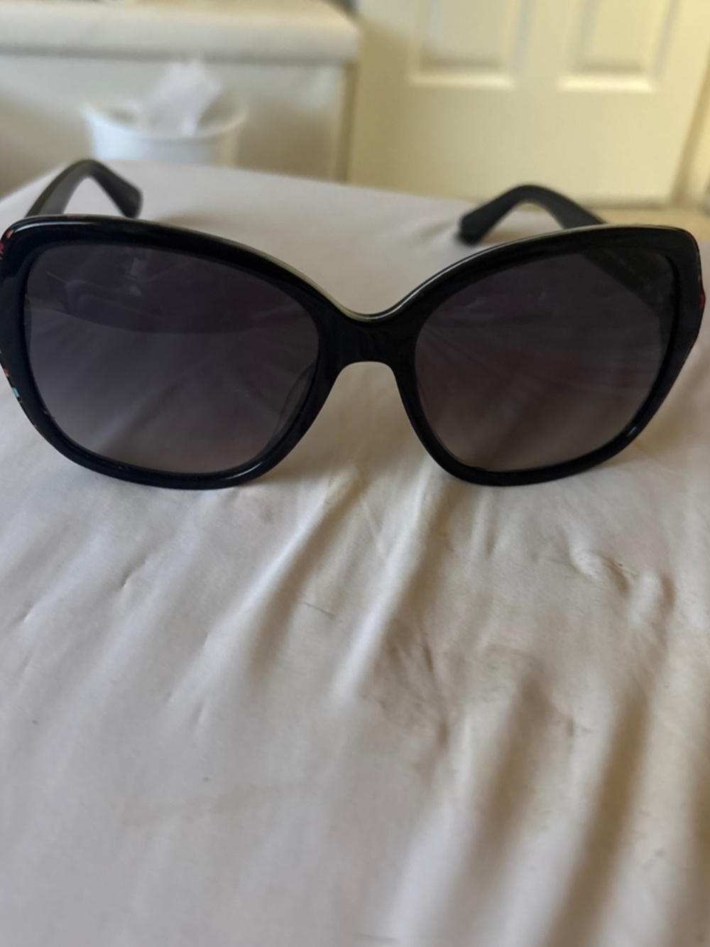 Kate Spade black floral sunglasses brand new with case